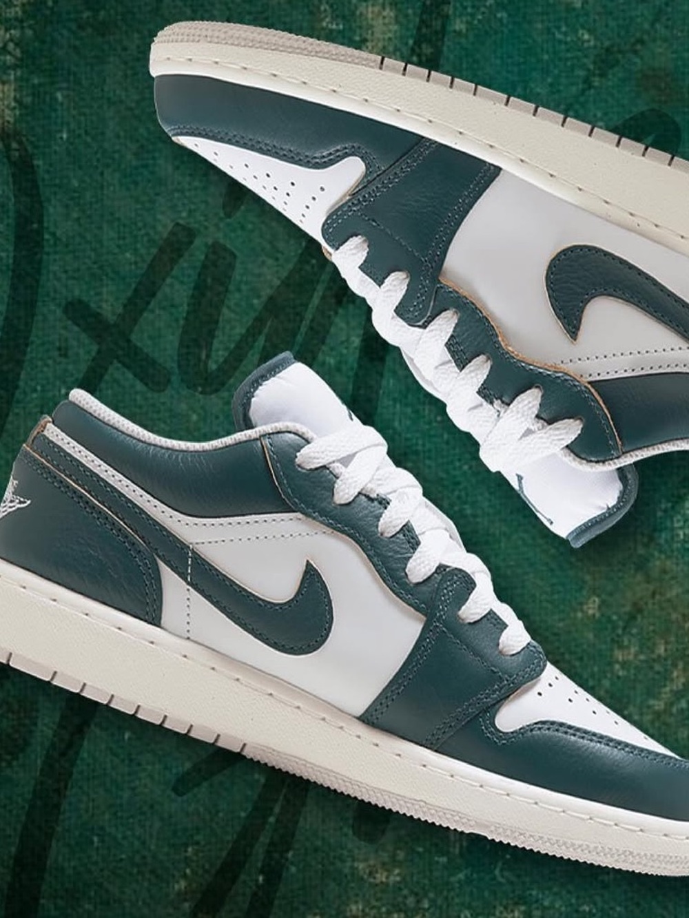 Jordan 1 Low Special Edition OXIDIZED GREEN
